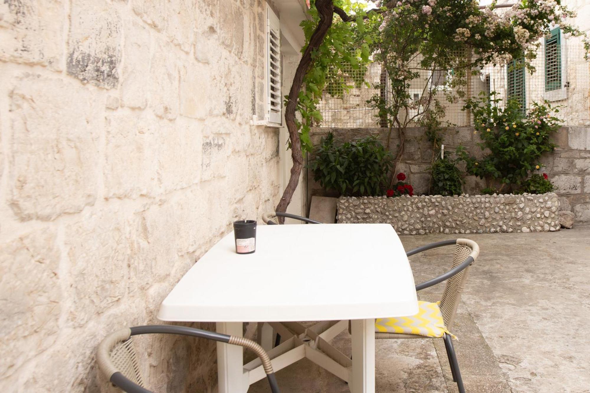 Downtown Spalato Private Rooms Exterior photo
